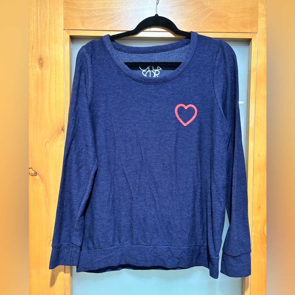 CHASER sweater love heart Size L EUC